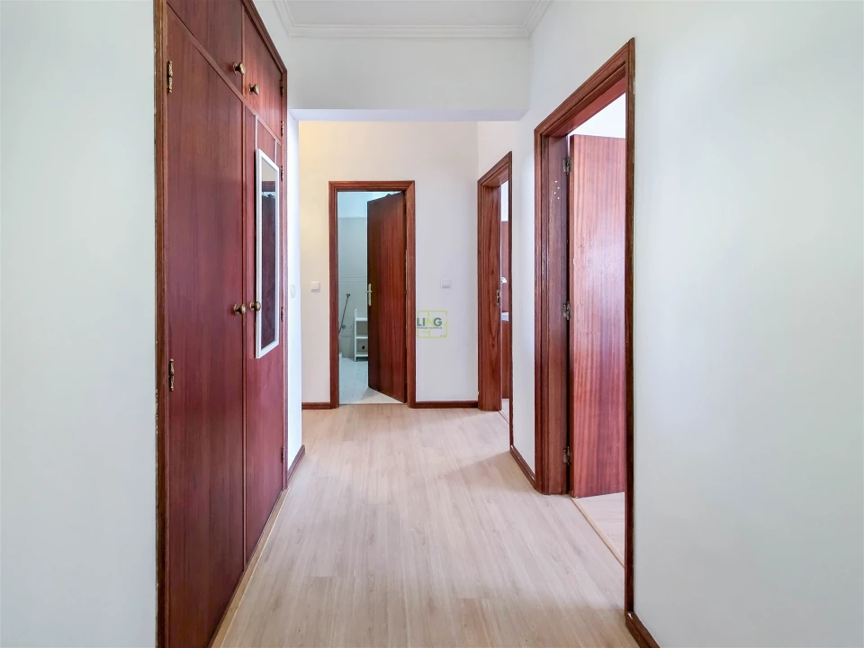Apartamento T6 para Venda em Castelo Branco Foto 17