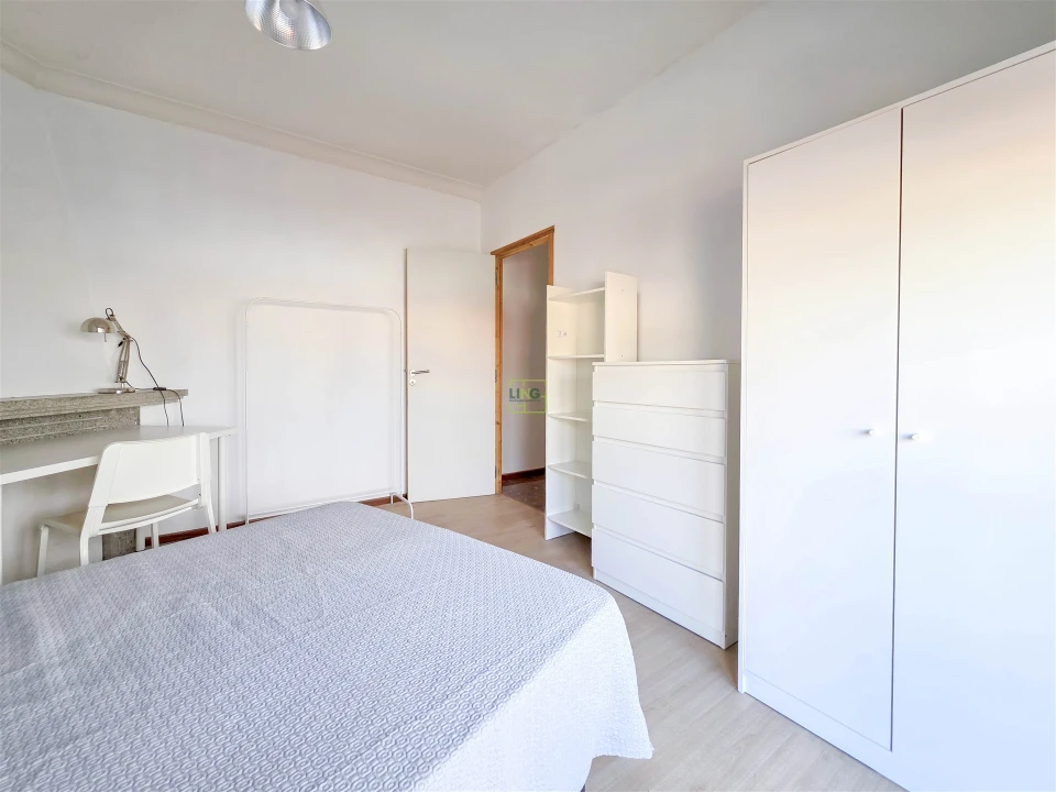 Apartamento T6 para Venda em Castelo Branco Foto 5