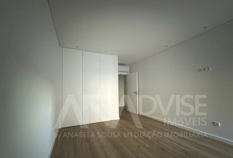 Apartamento T3 para Arrendamento em Ranhados Foto 8