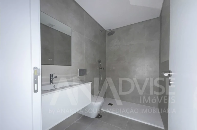 Apartamento T3 para Arrendamento em Ranhados Foto 12