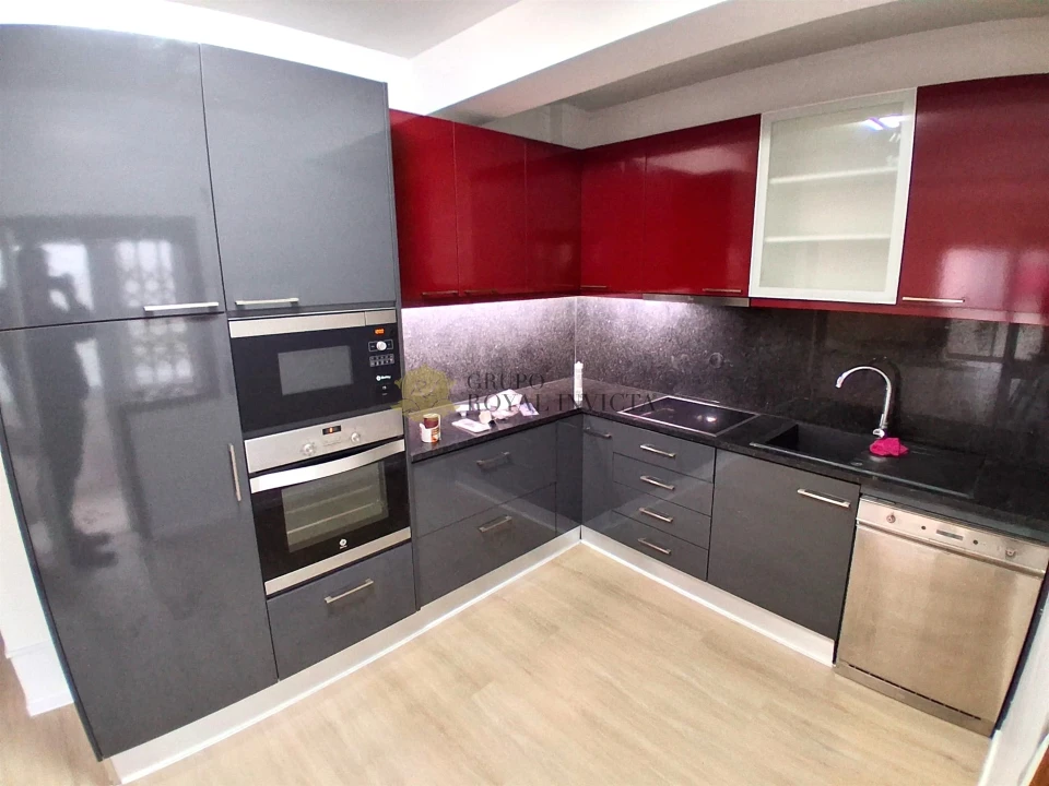 Apartamento T2 para Venda em Baguim do Monte (Rio Tinto) Foto 1