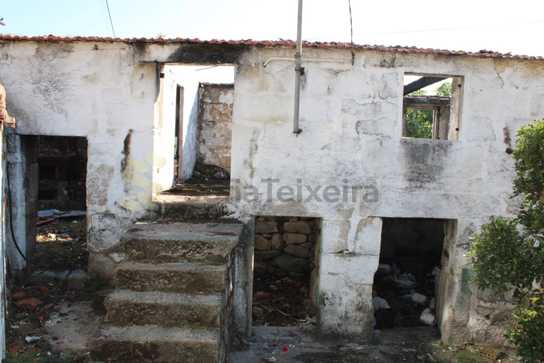Moradia para Venda em Penhalonga e Paços de Gaiolo Foto 4