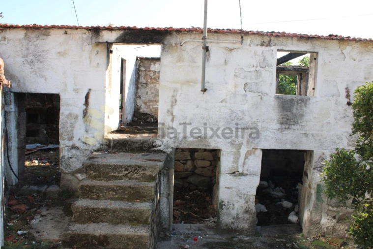 Moradia para Venda em Penhalonga e Paços de Gaiolo Foto 4