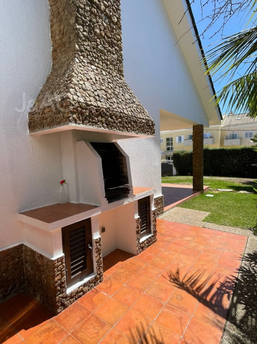 Moradia T4 para Arrendamento em Cascais e Estoril Foto 6