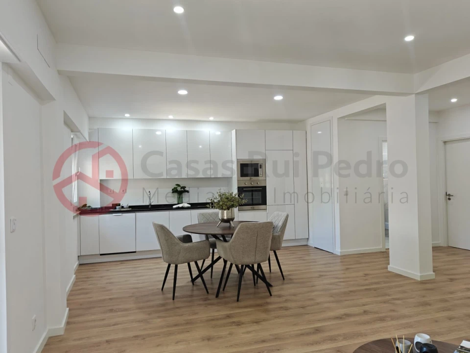 Apartamento T3 para Venda em Benfica Foto 6
