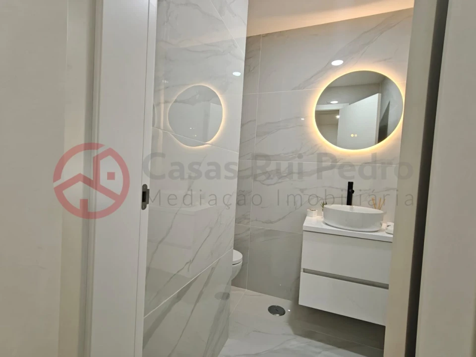 Apartamento T3 para Venda em Benfica Foto 26