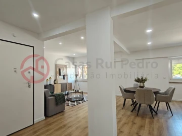 Apartamento T3 para Venda em Benfica