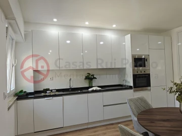 Apartamento T3 para Venda em Benfica