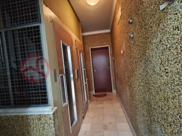 Apartamento T3 para Venda em Benfica