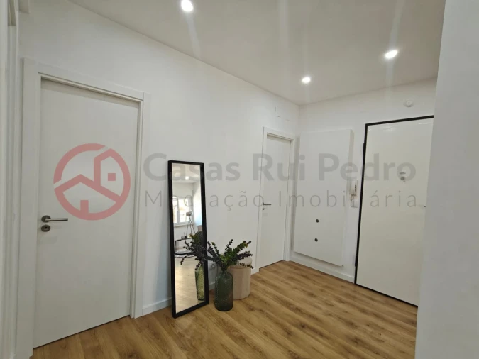 Apartamento T3 para Venda em Benfica Foto 10