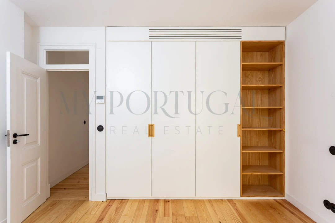 Apartamento T1 para Venda em Santa Maria Maior Foto 16