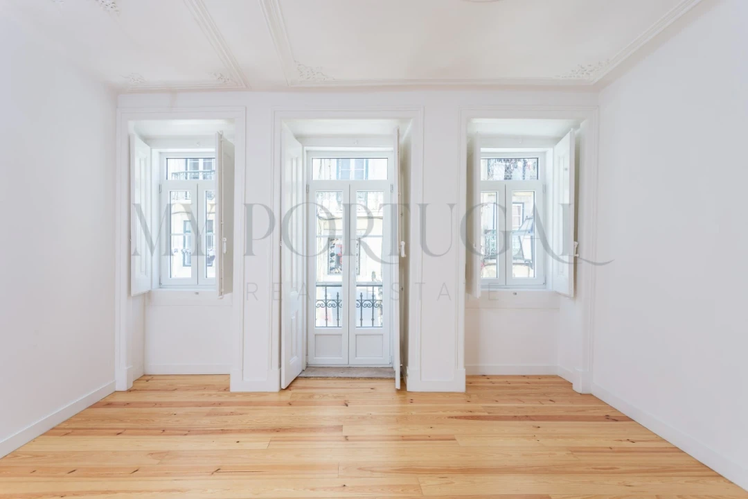 Apartamento T1 para Venda em Santa Maria Maior Foto 25