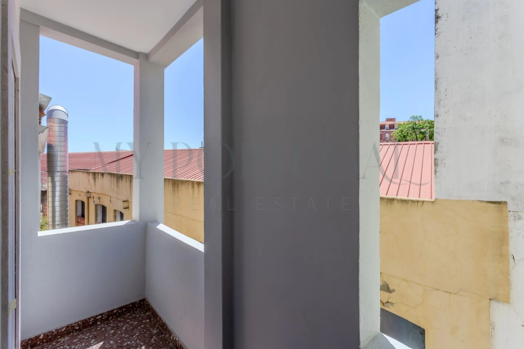 Apartamento T1 para Venda em Santa Maria Maior Foto 30