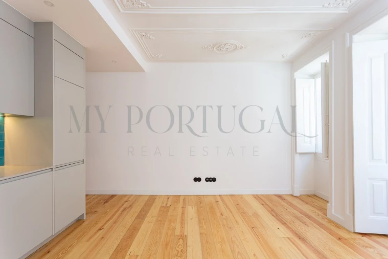 Apartamento T1 para Venda em Santa Maria Maior Foto 9