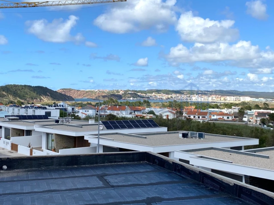 Moradia T3 para Venda em Tornada e Salir do Porto Foto 1