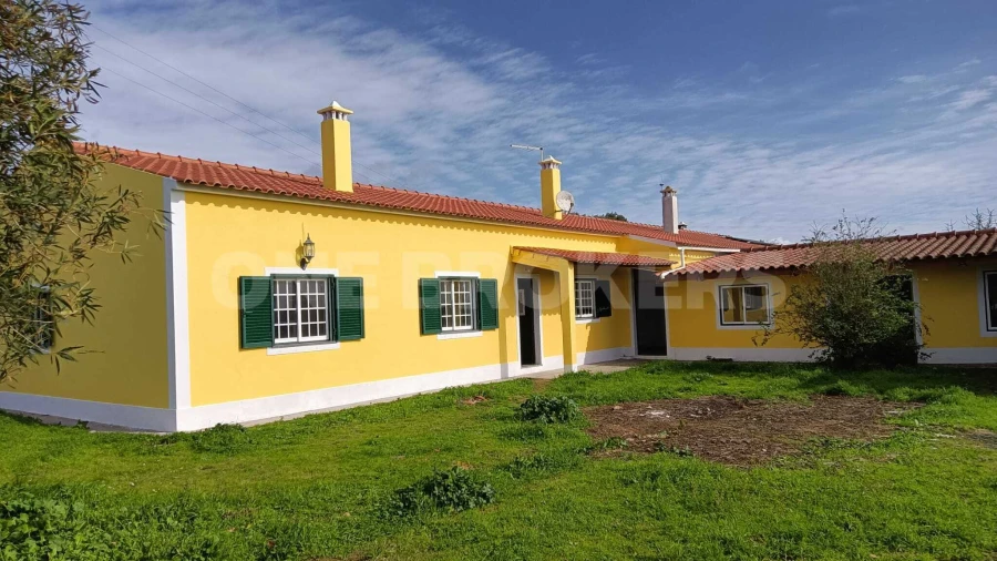 Moradia T3 para Venda em Glória do Ribatejo e Granho Foto 1