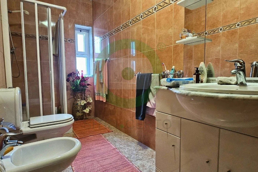 Moradia T3 para Venda em Santa Maria Maior Foto 11