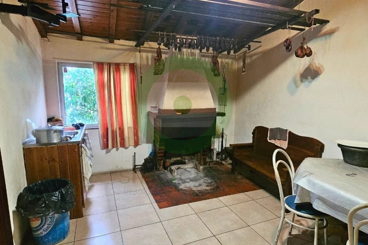 Moradia T3 para Venda em Santa Maria Maior Foto 12