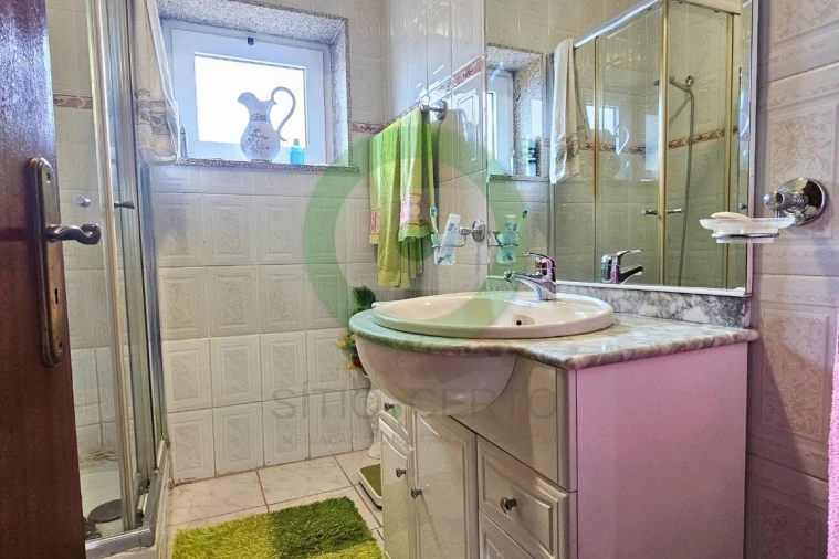 Moradia T3 para Venda em Santa Maria Maior Foto 10