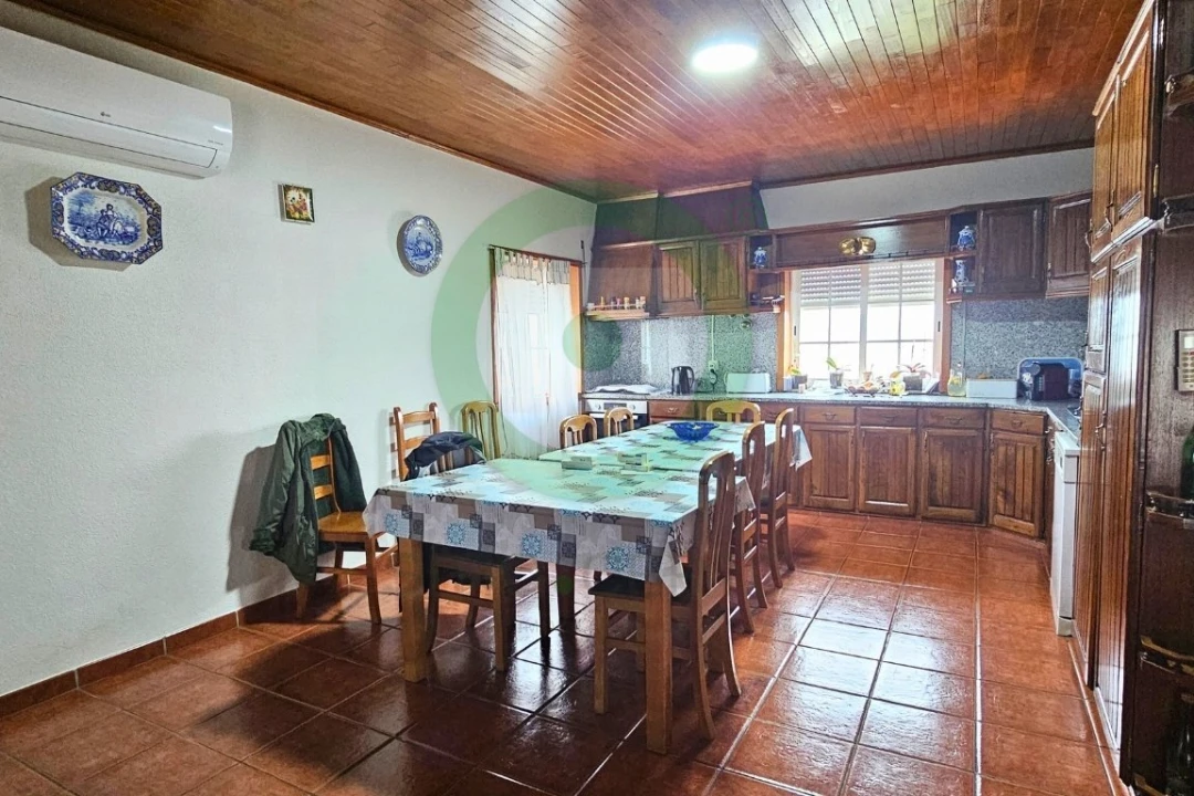 Moradia T3 para Venda em Santa Maria Maior Foto 2