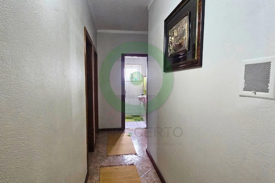 Moradia T3 para Venda em Santa Maria Maior Foto 5