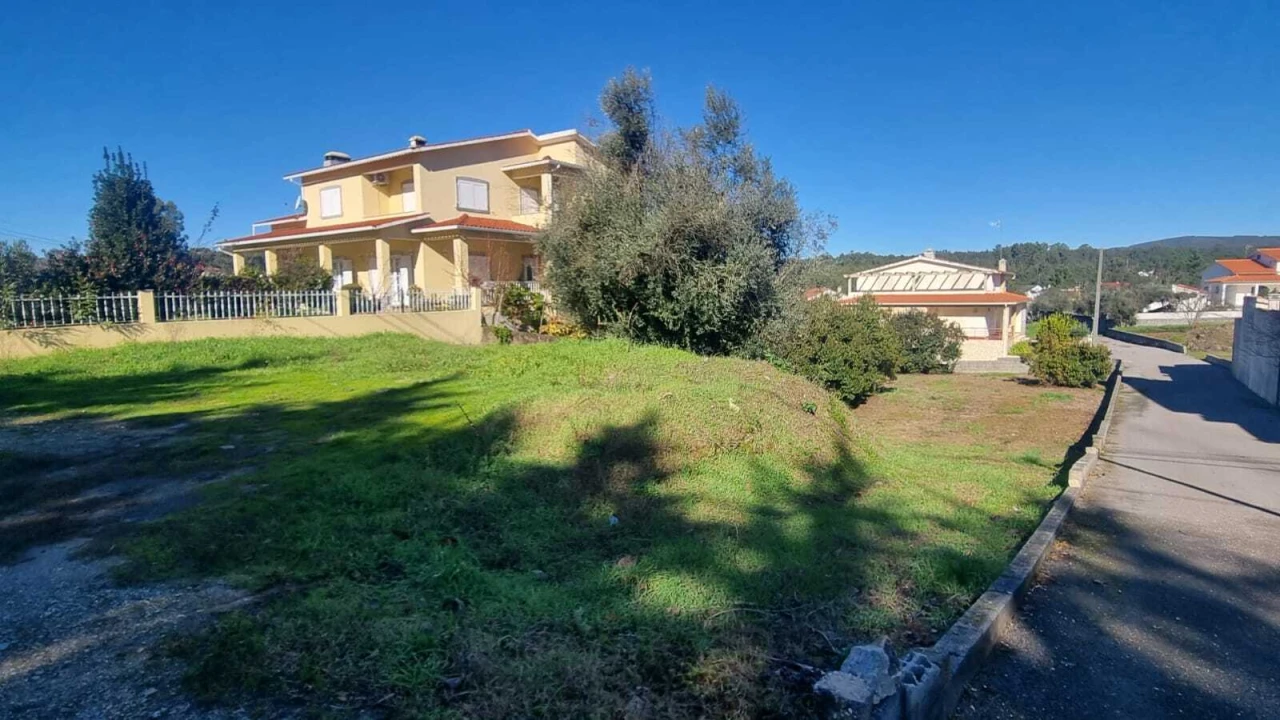 Terreno para Venda em Sertã Foto 1