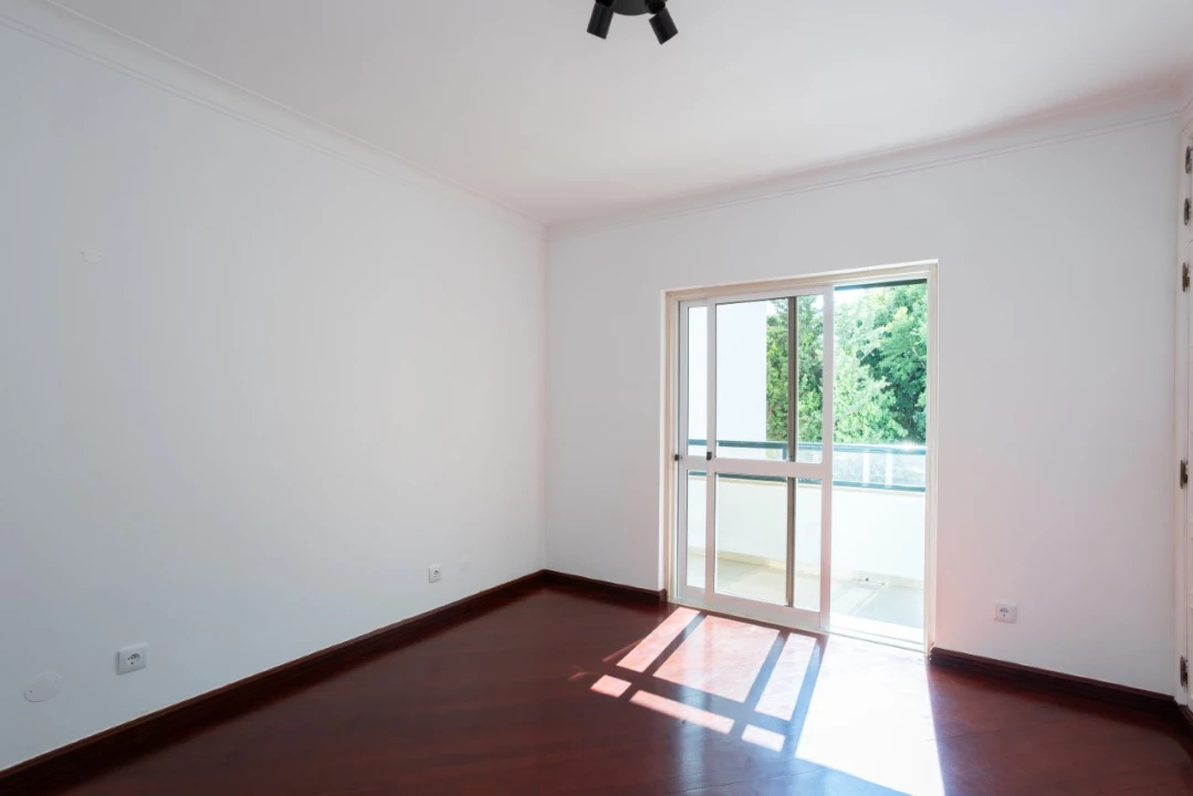 Apartamento T2 para Arrendamento em Cascais e Estoril Foto 21