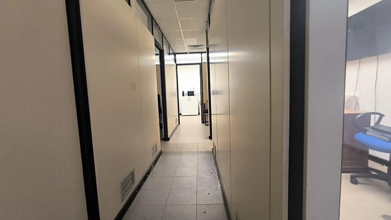 Armazém para Arrendamento em Areeiro Foto 8