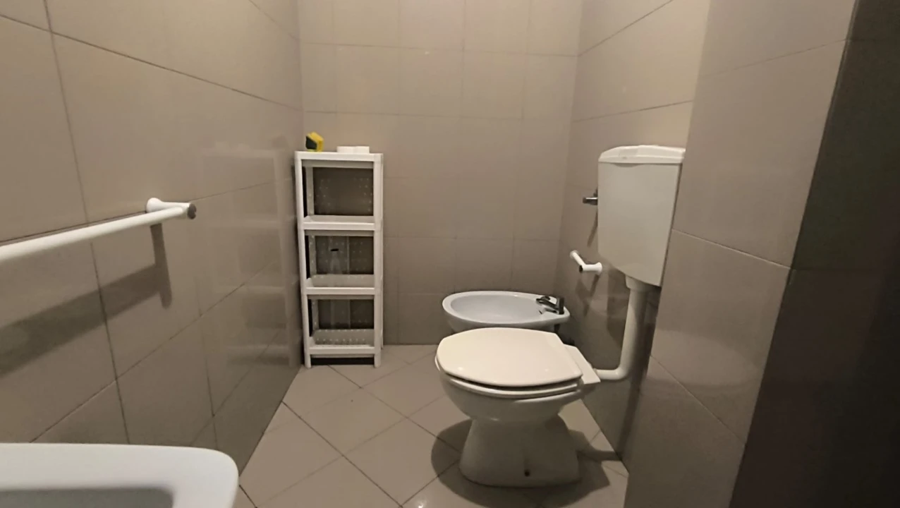 Armazém para Arrendamento em Areeiro Foto 9