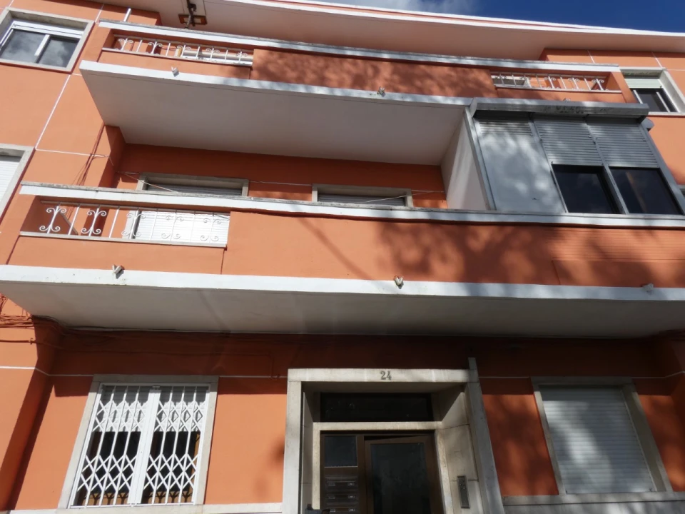 Apartamento T3 para Venda em Águas Livres Foto 13