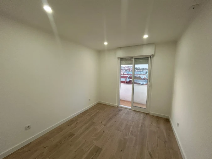 Apartamento T3 para Venda em Águas Livres Foto 11