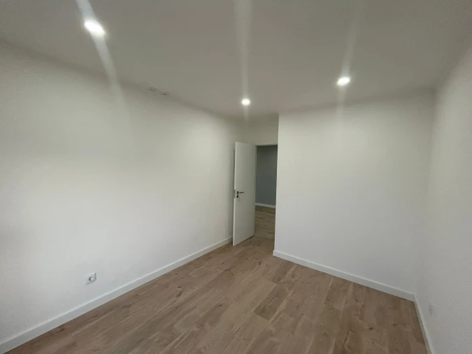 Apartamento T3 para Venda em Águas Livres Foto 12