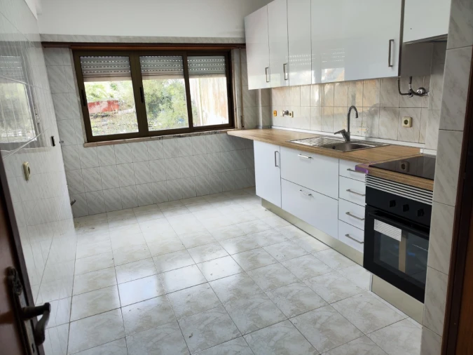 Apartamento T2 para Venda em Encosta do Sol Foto 3