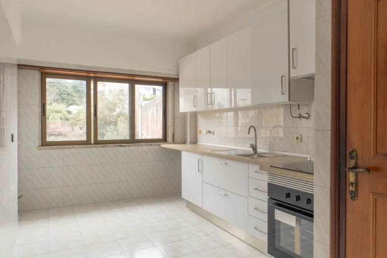 Apartamento T2 para Venda em Encosta do Sol Foto 3