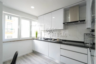 Apartamento T3 para Venda em Benfica