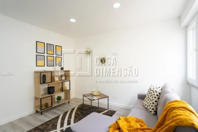 Apartamento T3 para Venda em Benfica