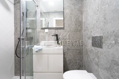Apartamento T3 para Venda em Benfica