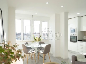 Apartamento T2 para Venda em São Domingos de Benfica