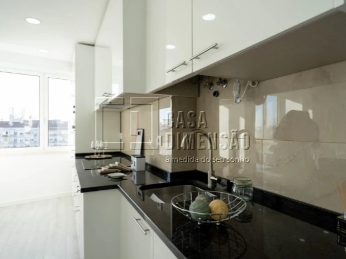 Apartamento T2 para Venda em São Domingos de Benfica Foto 14