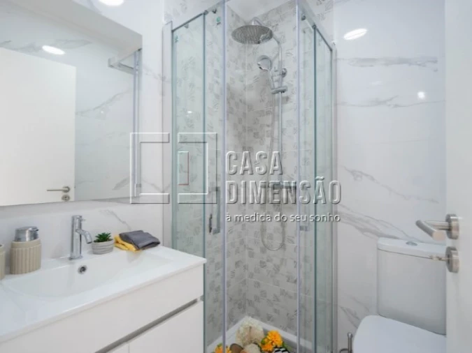 Apartamento T2 para Venda em São Domingos de Benfica Foto 16