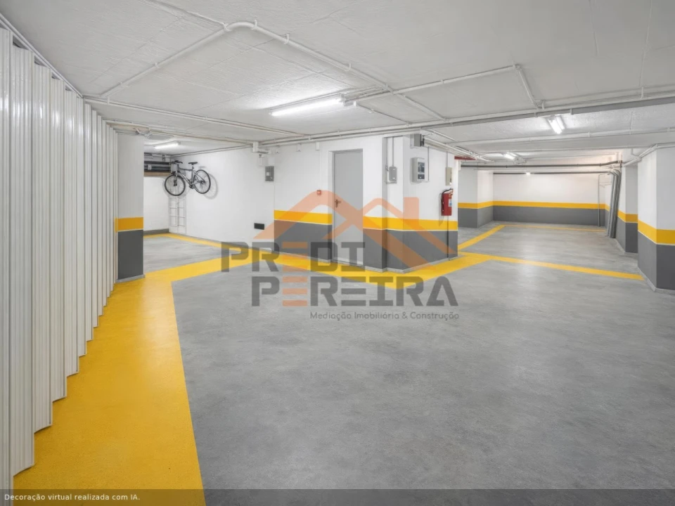 Apartamento T2 para Venda em Pontinha e Famões Foto 24