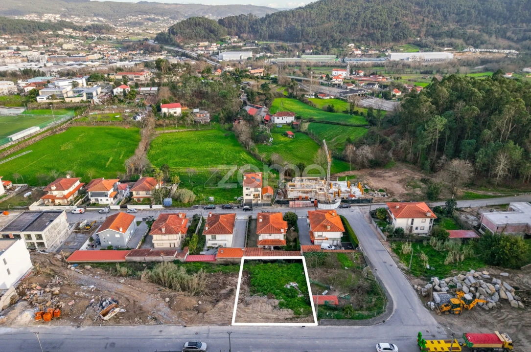 Moradia T3 para Venda em Celeirós, Aveleda e Vimieiro Foto 10