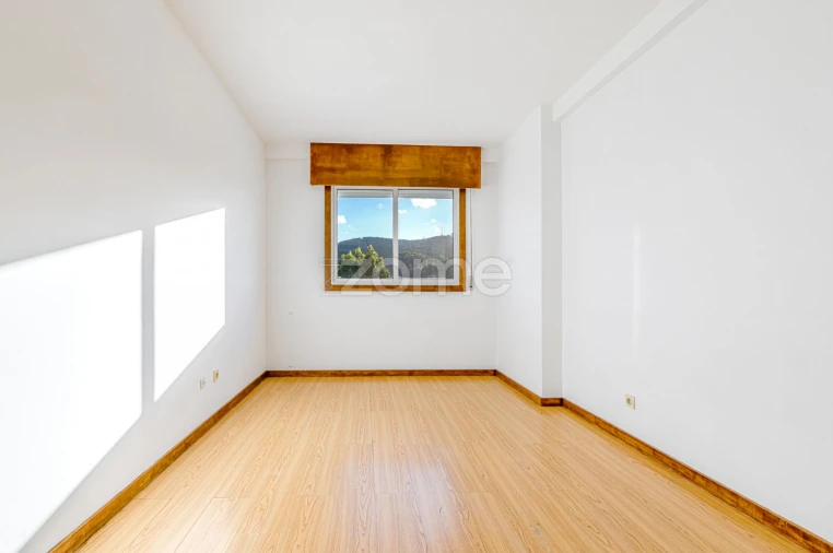 Apartamento T2 para Arrendamento em Valongo Foto 14