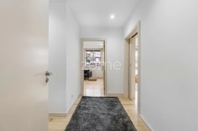 Apartamento T2 para Arrendamento em Lordelo do Ouro e Massarelos