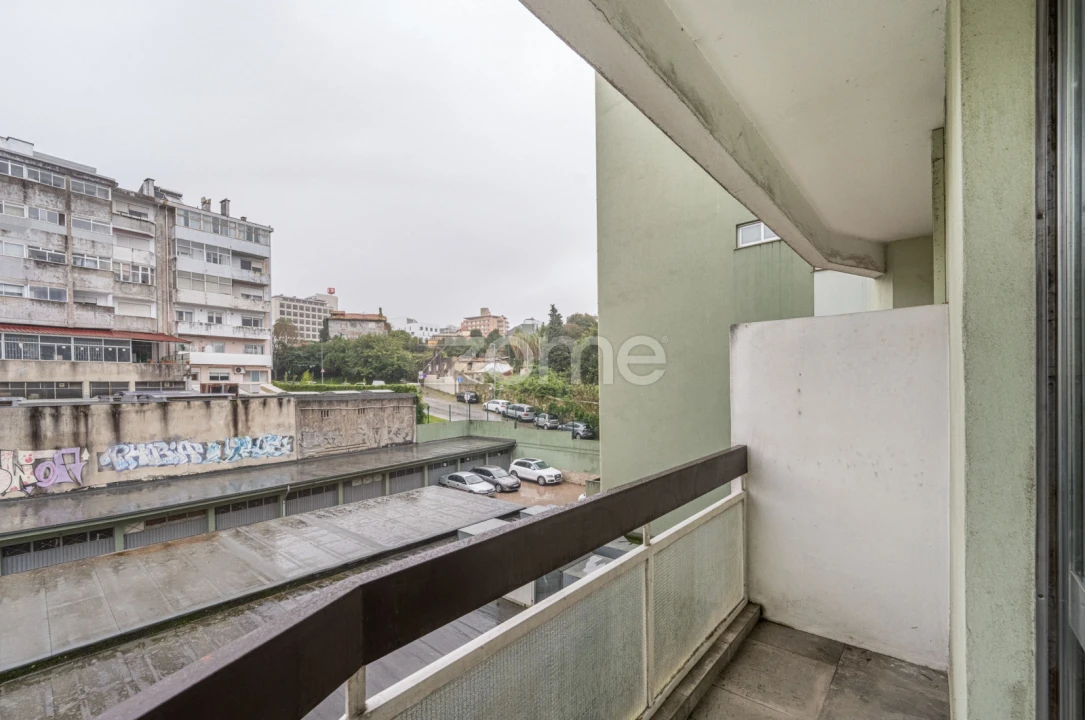 Apartamento T2 para Arrendamento em Lordelo do Ouro e Massarelos Foto 22