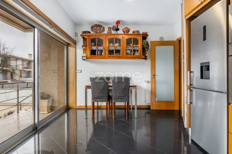 Moradia T3 para Venda em Mire de Tibães Foto 25