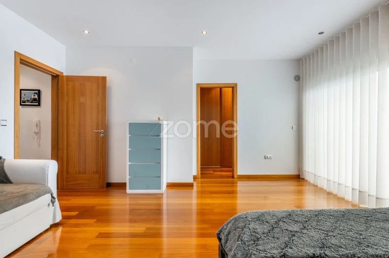 Moradia T3 para Venda em Mire de Tibães Foto 18