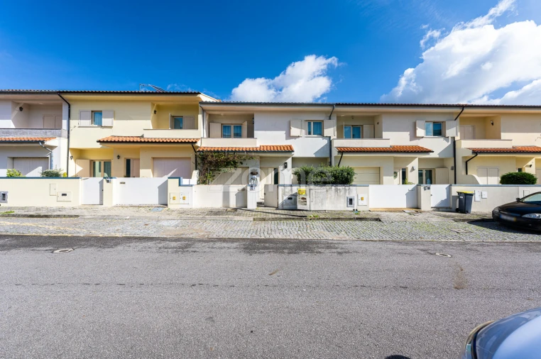 Moradia T4 para Venda em Santa Maria da Feira, Travanca, Sanfins e Espargo Foto 47