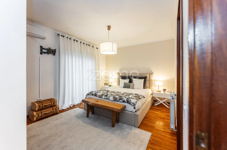 Moradia T4 para Venda em Santa Maria da Feira, Travanca, Sanfins e Espargo Foto 1