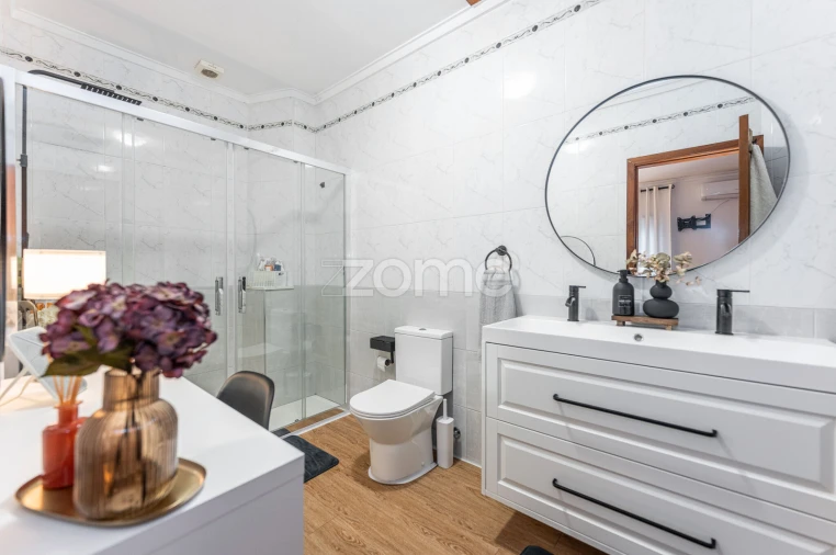 Moradia T4 para Venda em Santa Maria da Feira, Travanca, Sanfins e Espargo Foto 17